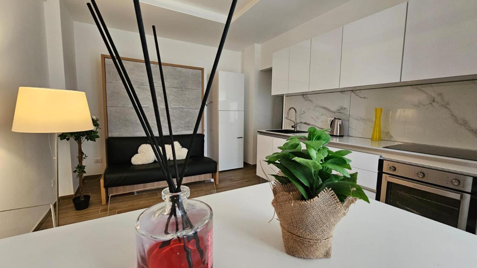 Casa Di Meg Appartamento A Milano Vicino Ai Navigli Buitenkant foto